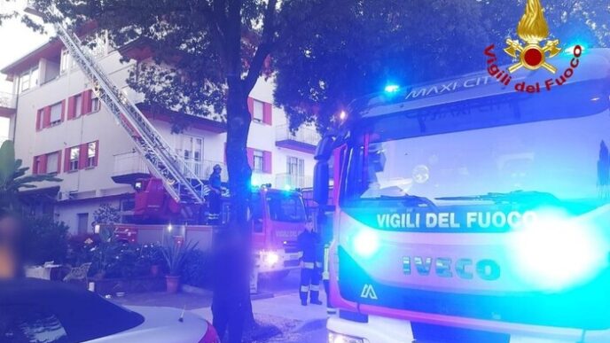 Incendio A Lignano Sabbiadoro