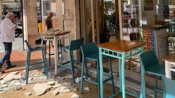 Intonaco Caduto A Recco Due G