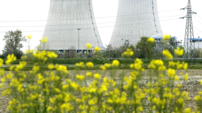 Italia Verso Lenergia Nuclear
