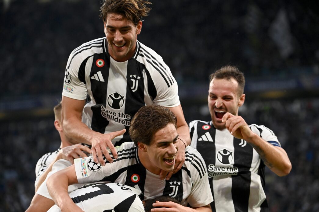 Juventus Domina Il Psv Eindhov