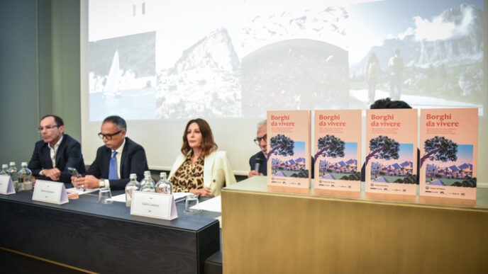 Litalia Lancia Una Nuova Iniz