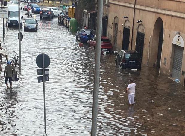 Maltempo A Roma Un Violento D