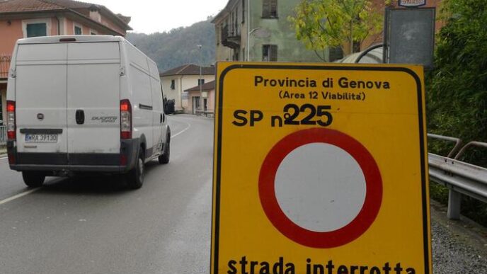 Maltempo In Liguria Chiusa La