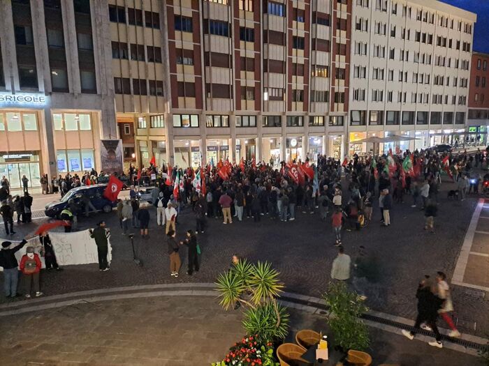 Marcia Antifascista A Roma Ce