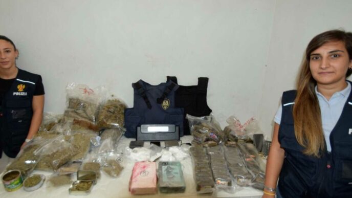 Maxi Sequestro Di Droga A Lati