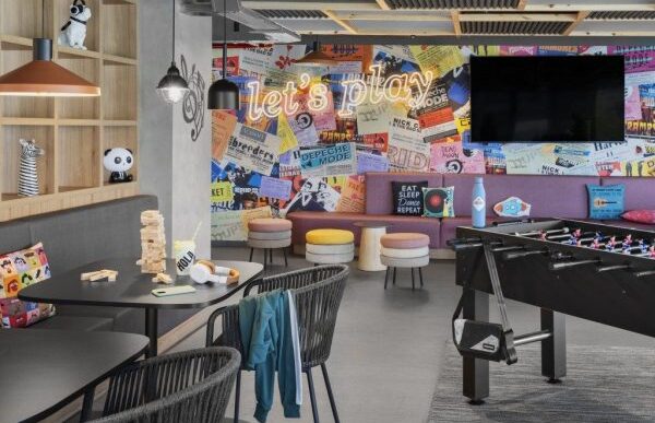 Moxy Hotels Supera I 100 Hotel