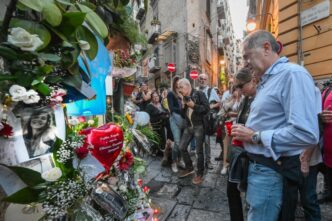 Napoli In Lutto Fiaccolata Co