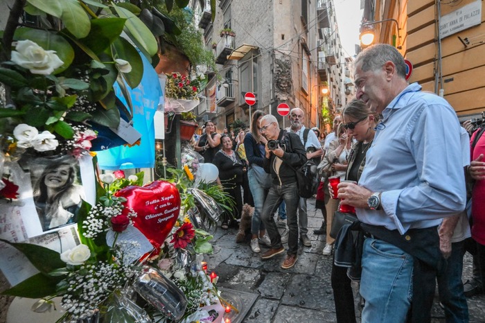 Napoli In Lutto Fiaccolata Co