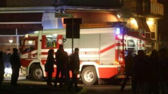 Napoli Scoperta Di Un Cadaver