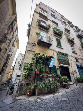 Napoli Turiste Colpita Da Sta
