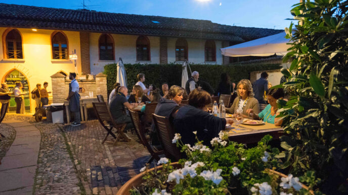 Padernello A Tavola Un Viag