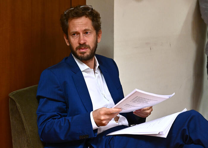 Patteggiamento Di Toti Implic