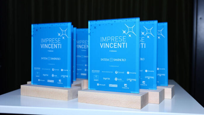 Premiati A Bari Dieci Esempi D