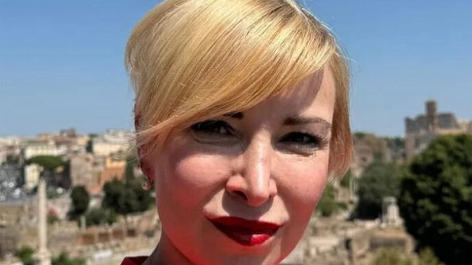Rachele Mussolini Annuncia Il