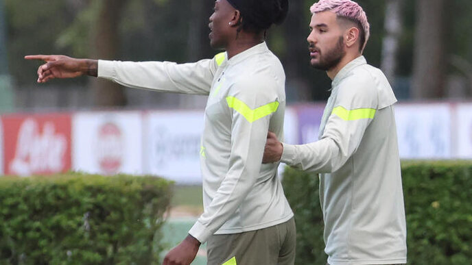 Rafael Leao E Theo Hernandez T