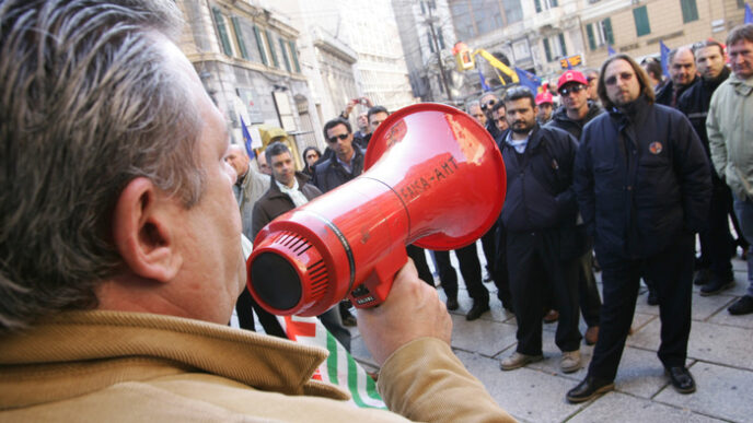 Sciopero Dei Lavoratori Del Tr