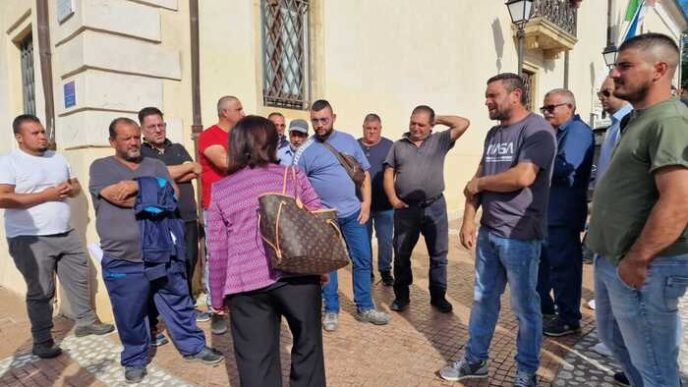 Sit In Degli Allevatori A Isol