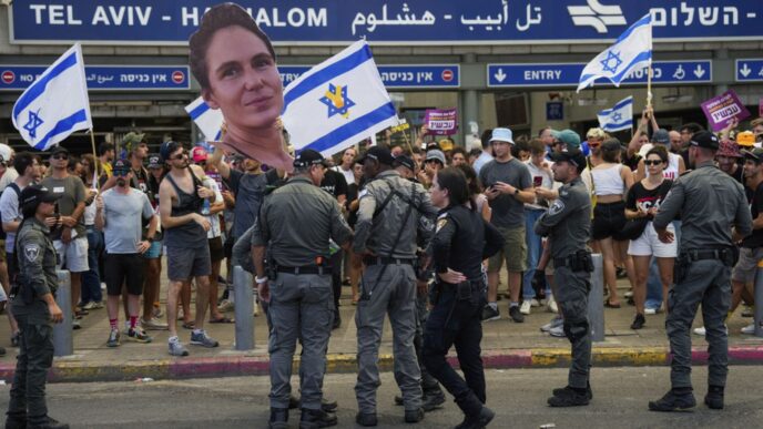 Tensione In Israele Le Protes