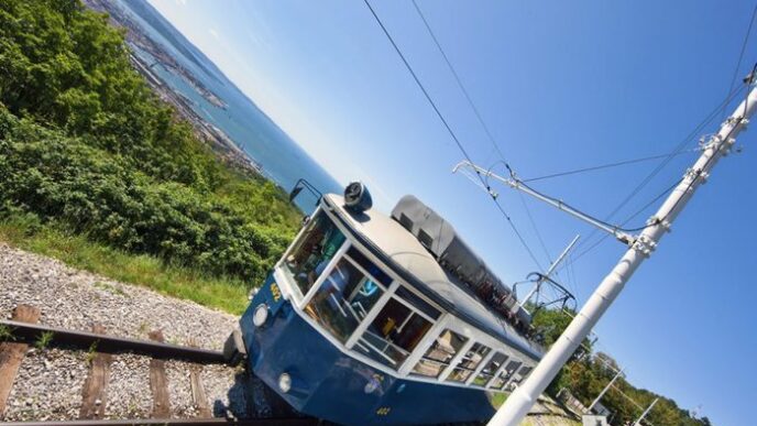 Trieste Il Tram Storico Verso
