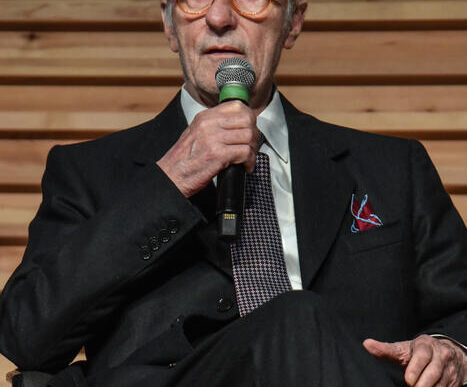 Vittorio Feltri Critica Le Pis