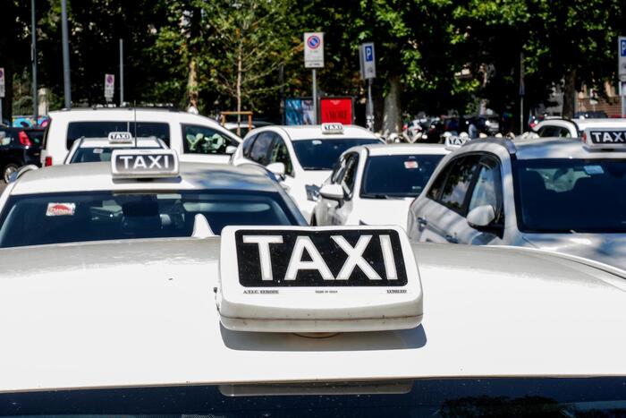 Aggressione E Rapina A Milano3A