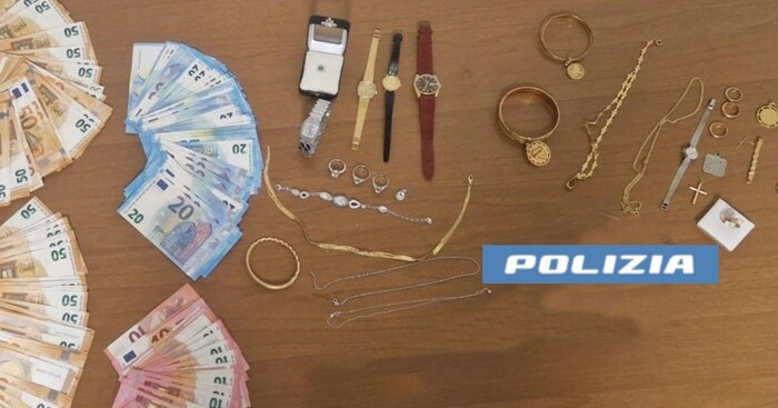 Arrestati A Catania Due Truffa