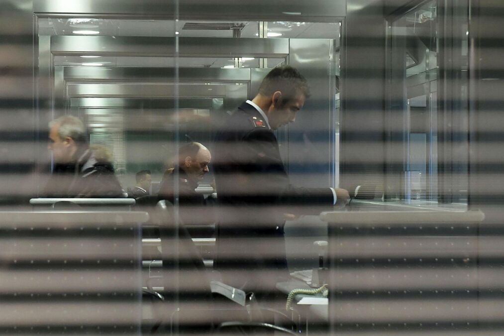 Arrestato All27Aeroporto Di Mil