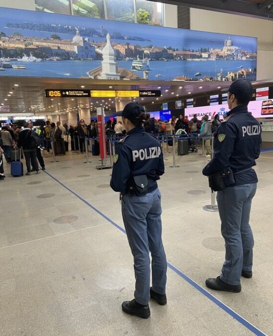 Arresto All27Aeroporto Marco Po