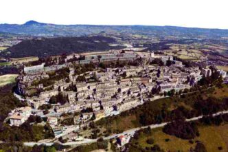 È Sempre Stata Guerra Tra I Borghi Per Il Primato