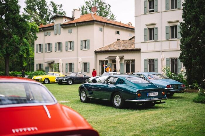 Enzo Mattioli Ferrari Investe