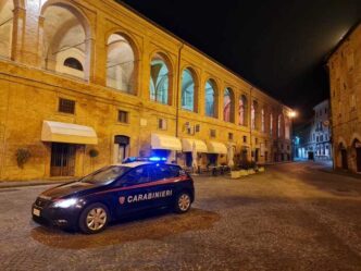 Furto Durante La Spesa3A Coppia