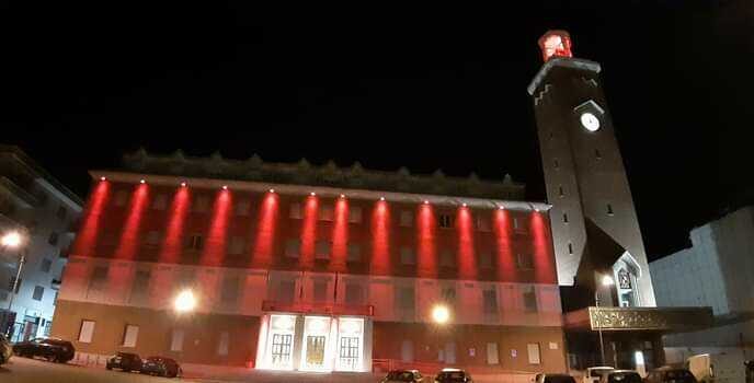Gaeta Illumina Di Rosso Il Pal