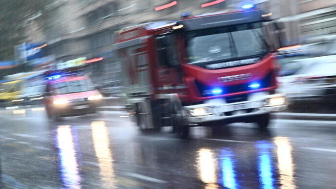 Genova Sotto L27Acqua3A La Cittc3A0