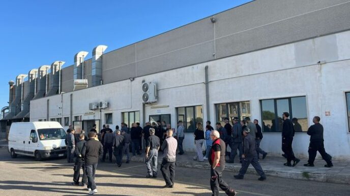Hiab Italia3A Lavoratori In Sta