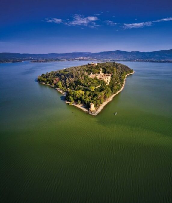 Lago Trasimeno Si Trasforma In