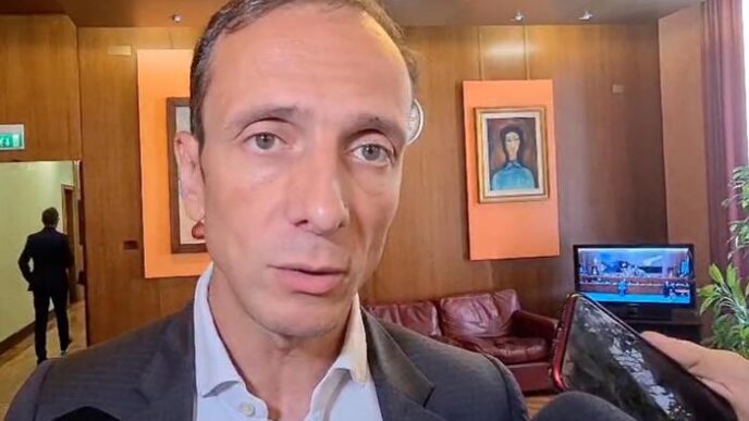 Manovra Finanziaria In Sospeso