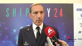 Marina Militare3A Un Faro Di Si