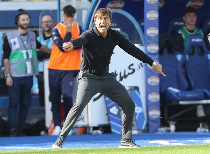 Napoli3A Vittoria In Campionato