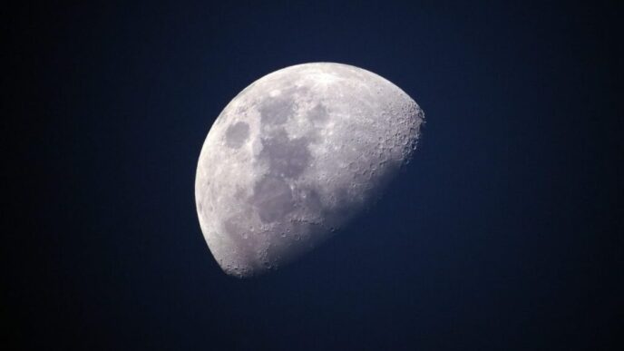 Nuova Teoria Sulla Luna3A Potre