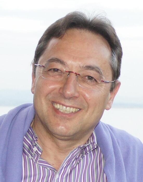 Oskar Peterlini Propone Una Ri