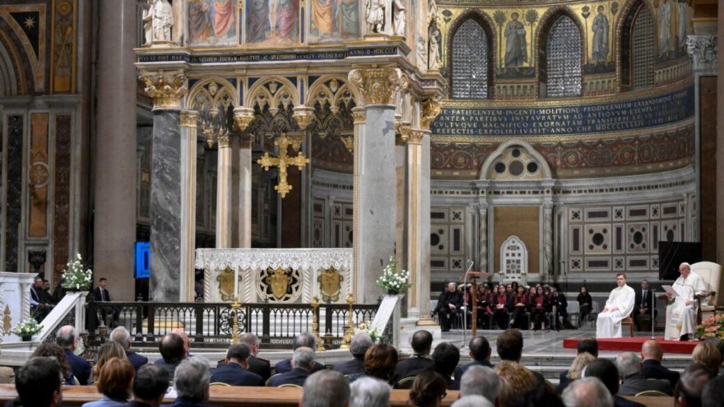 Papa Francesco Promuove La Sol