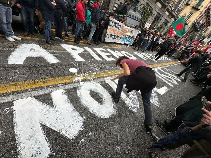 Protesta Contro Il G7 Della Di