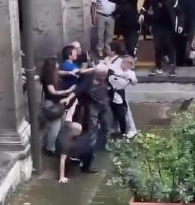 Raid Al Dipartimento Di Veteri