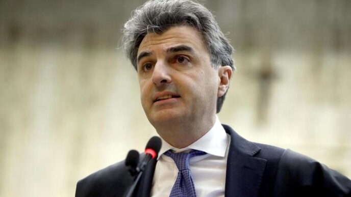 Rete Di Dossieraggi A Milano3A