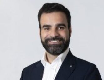 Riorganizzazione Ai Vertici Di