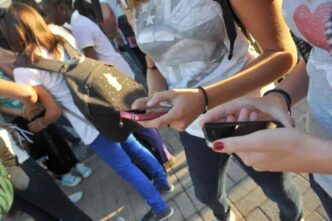 Scandalo In Aula3A Studente Inn