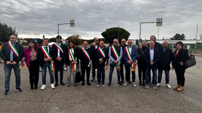 Sit In Di Lavoratori Alla Stel