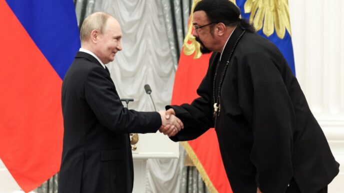 Steven Seagal Offre Il Suo Sos