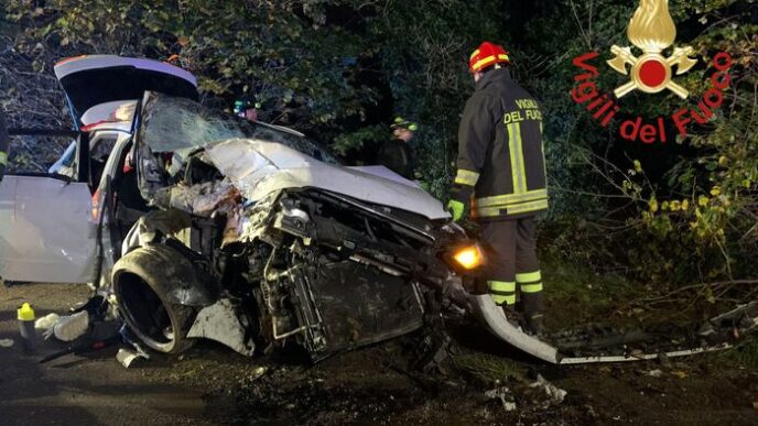 Tragico Incidente Stradale A C 3