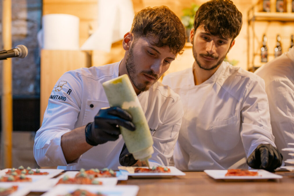 Un Anniversario Di Sapori E Am